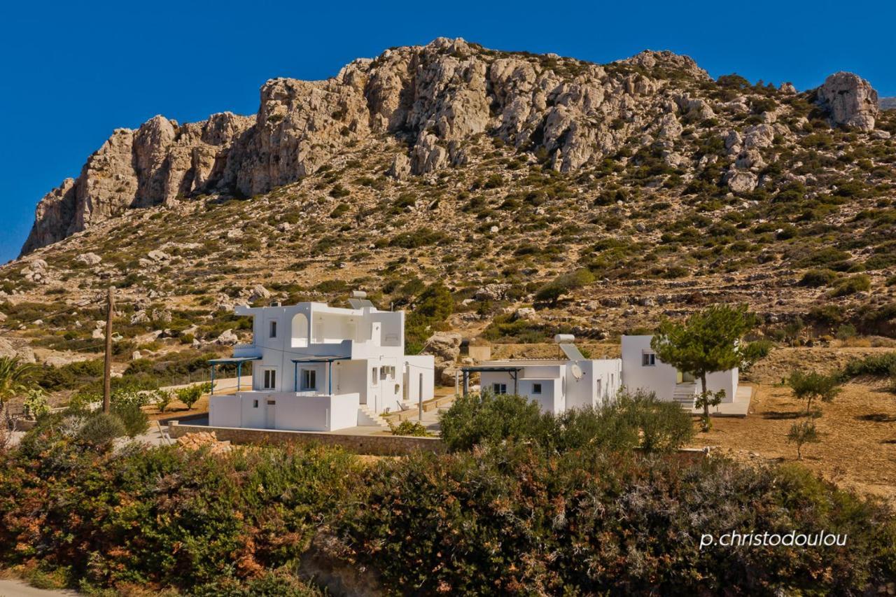 Albatros Studios & Apartments Lefkos  Exterior photo
